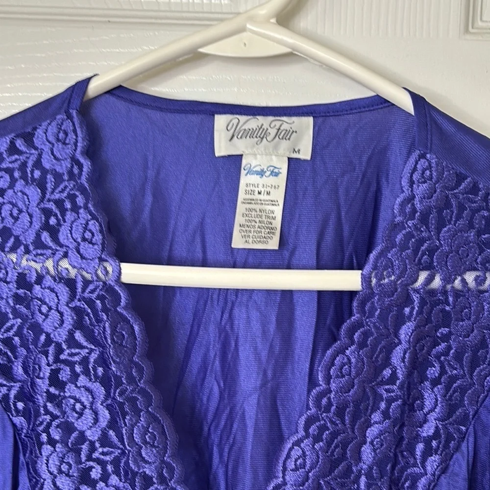 Vanity Fair Vintage Purple Lace-Trimmed Nightgown Robe Size Medium